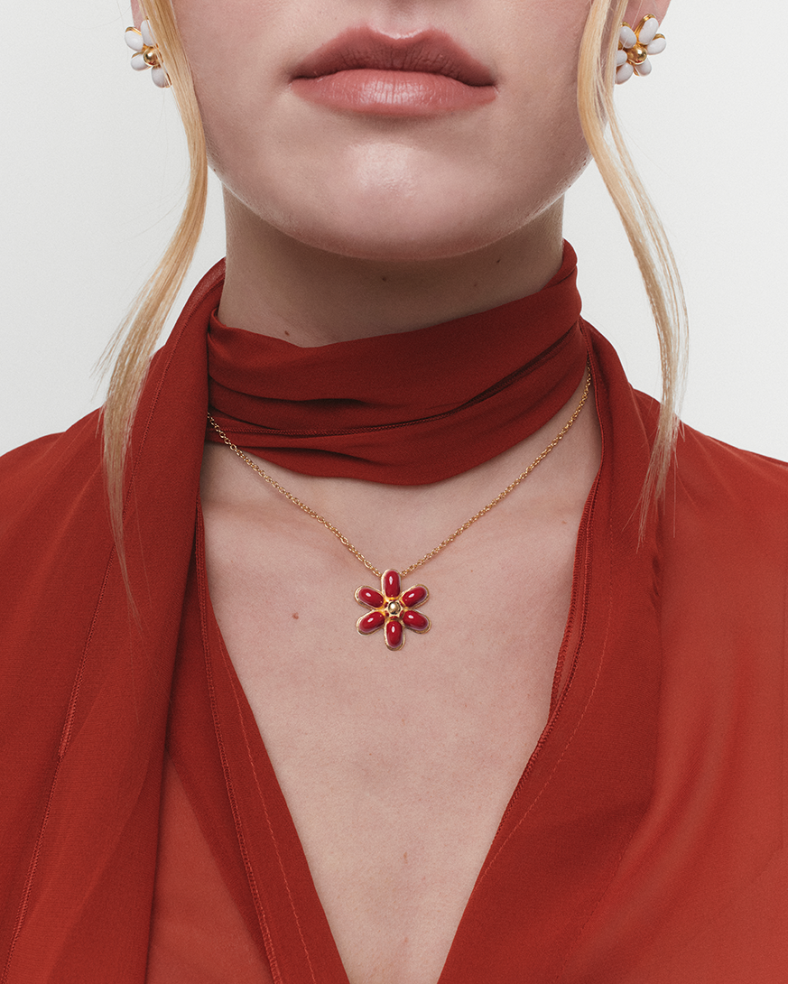 Red Rose Fleur Dorée necklace